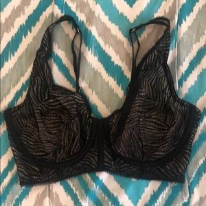 Lace underwire bra